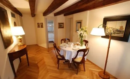 Lmv - Exclusive Venice Apartments