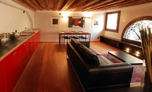 Lmv - Exclusive Venice Apartments 0*,  Italy